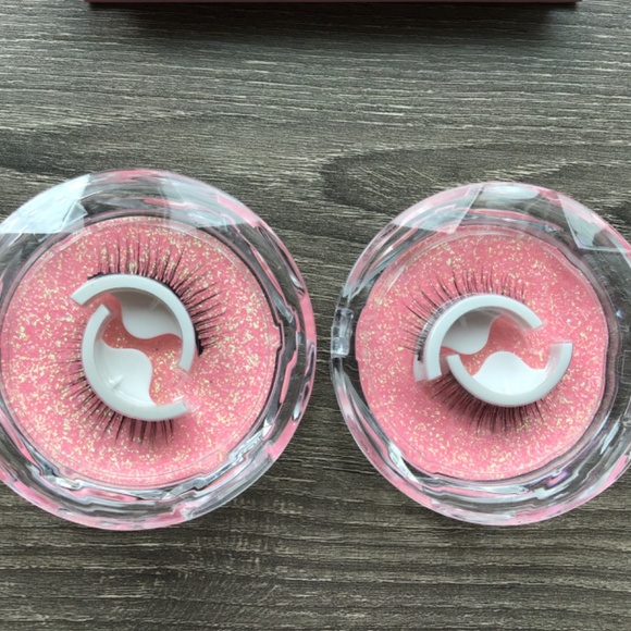 💥silly George lashes💥3 for $12💥 - Picture 4 of 4